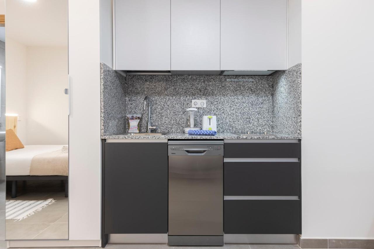 Dobo Madrid America Apartment