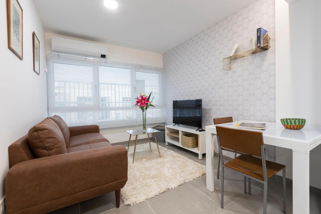 Apartament Dobo America *
