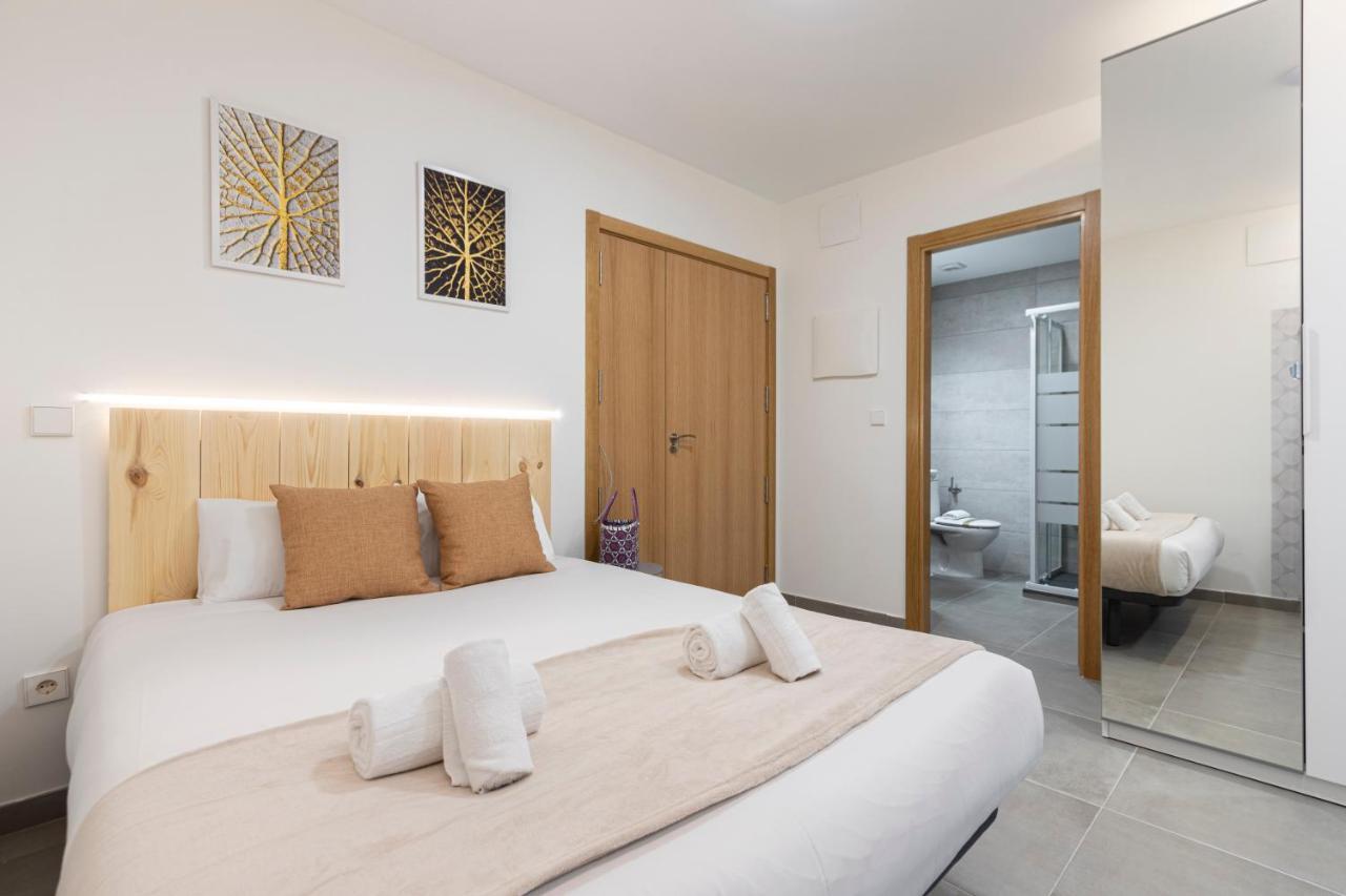 Dobo Madrid America Apartment