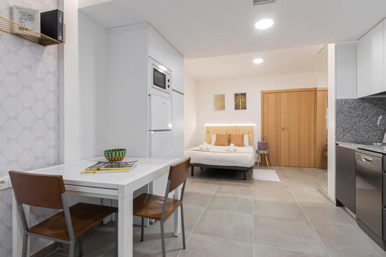 Dobo Madrid America Apartment